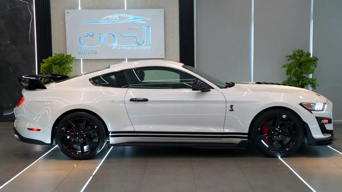 Ford Mustang GT California Special 5.0L (435 HP) Coupe A/T VIP || ORIGINAL CHILBI V8 KIT || FULL CARBON FIBER || 