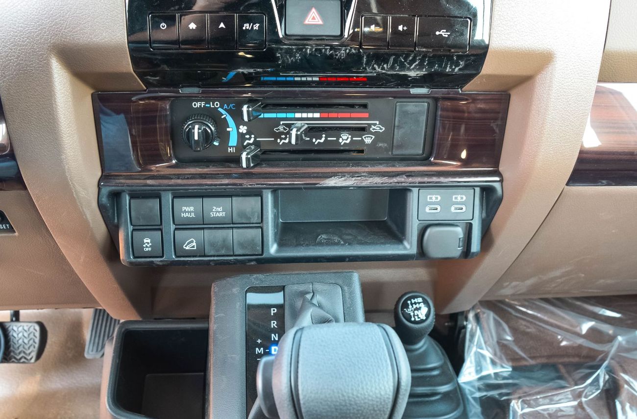 Toyota Land Cruiser Pick Up TOYOTA LAND CRUISER 79 4.0L 4WD PETROL PICKUP 2025