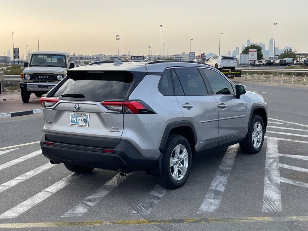 Toyota RAV4 2021 TOYOTA RAV4 XLE HYBRID FULL OPTIONS IMPORTED FROM USA