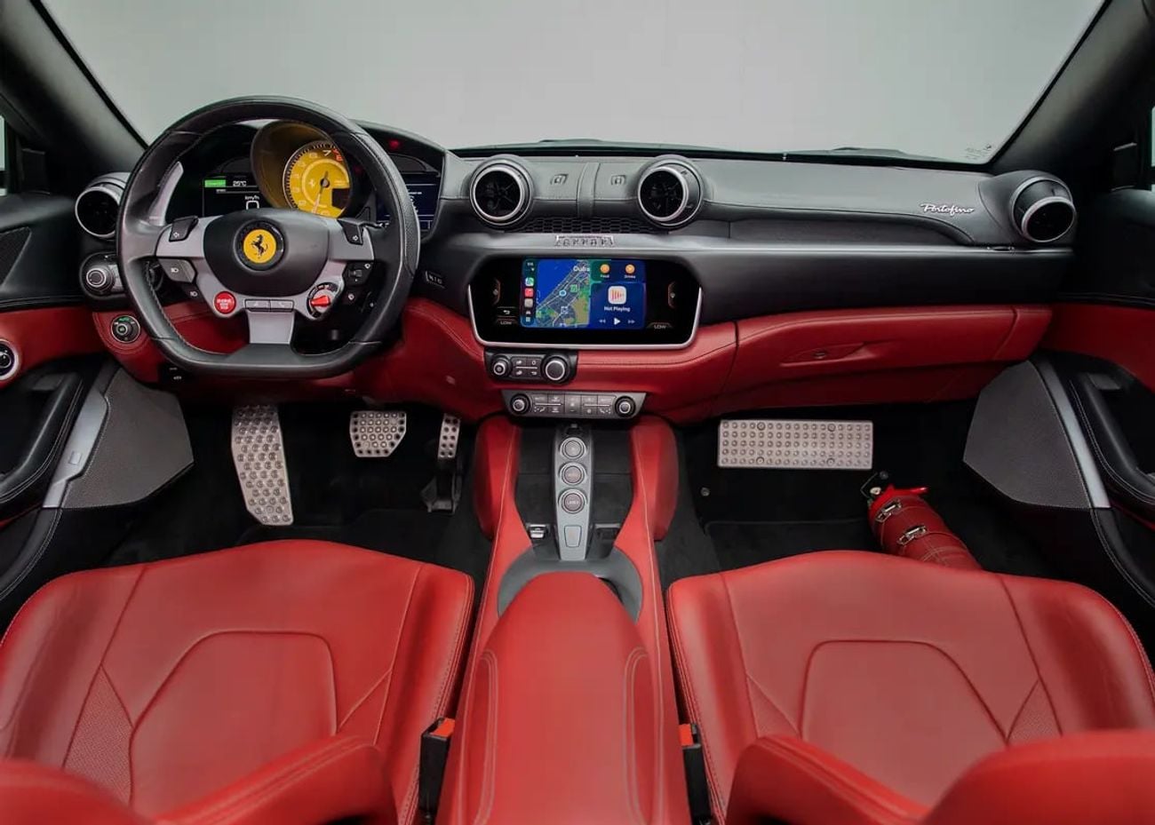 فيراري بورتوفينو ستاندارد Full Service History • 3.9L V8 Twin-Turbo Convertible • GCC