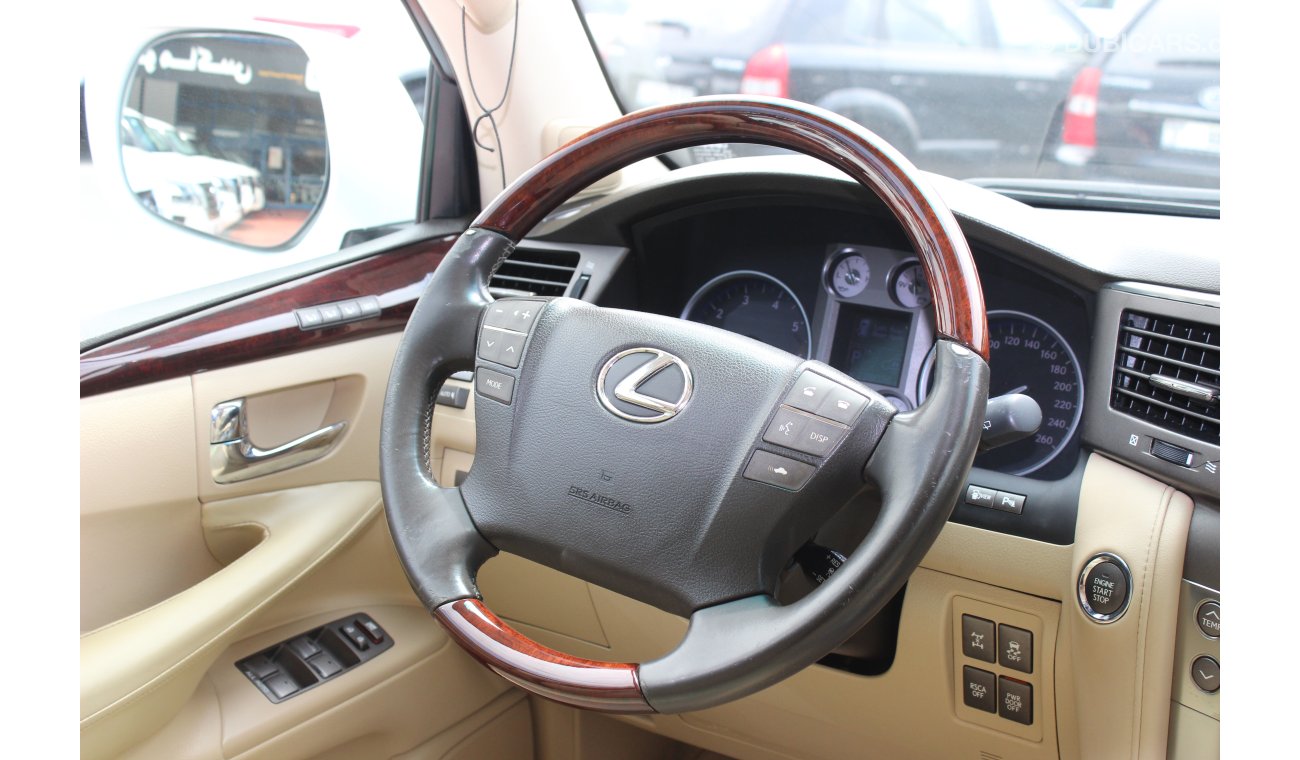 Lexus LX570 (2010)