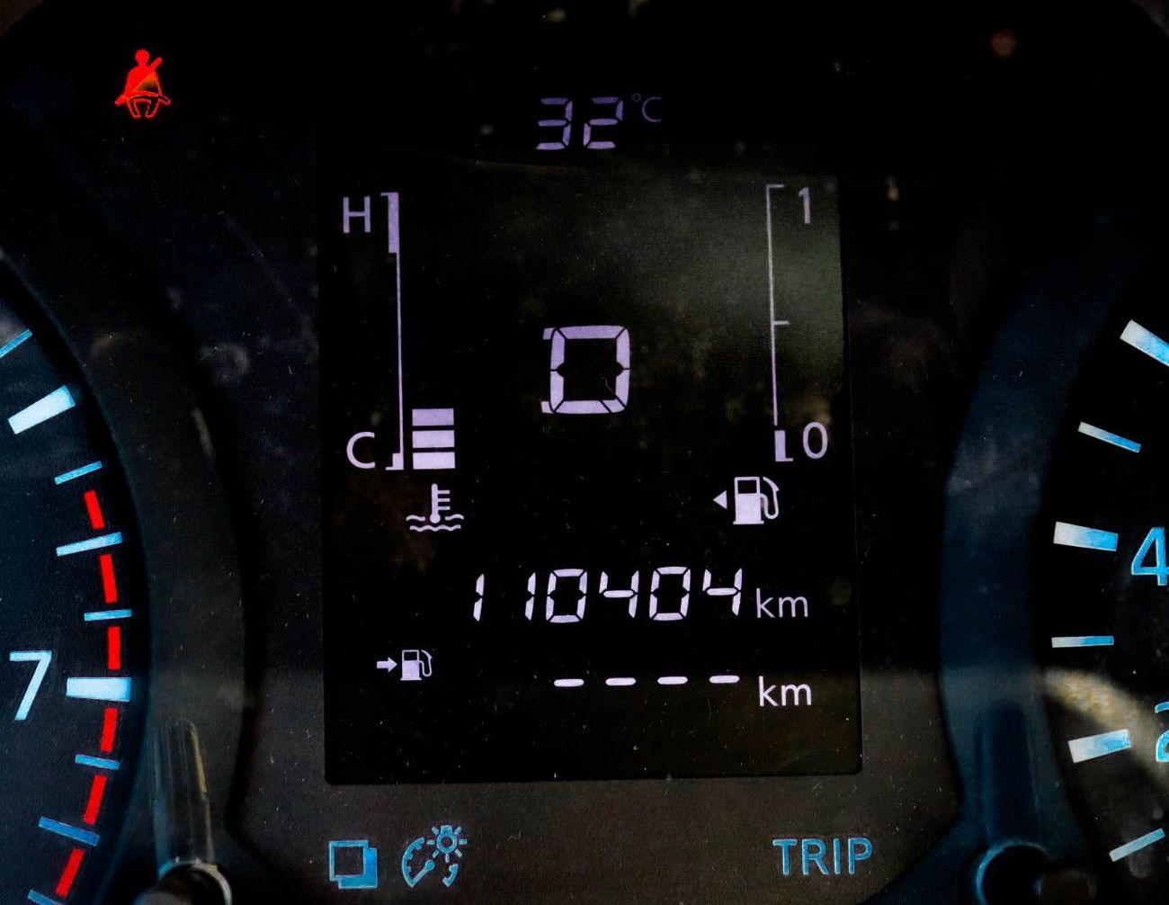 نيسان نافارا Std 2.5L RWD A/T Nissan Navara RWD 2020 GCC Original Paint accident-free, in excellent condition, 10