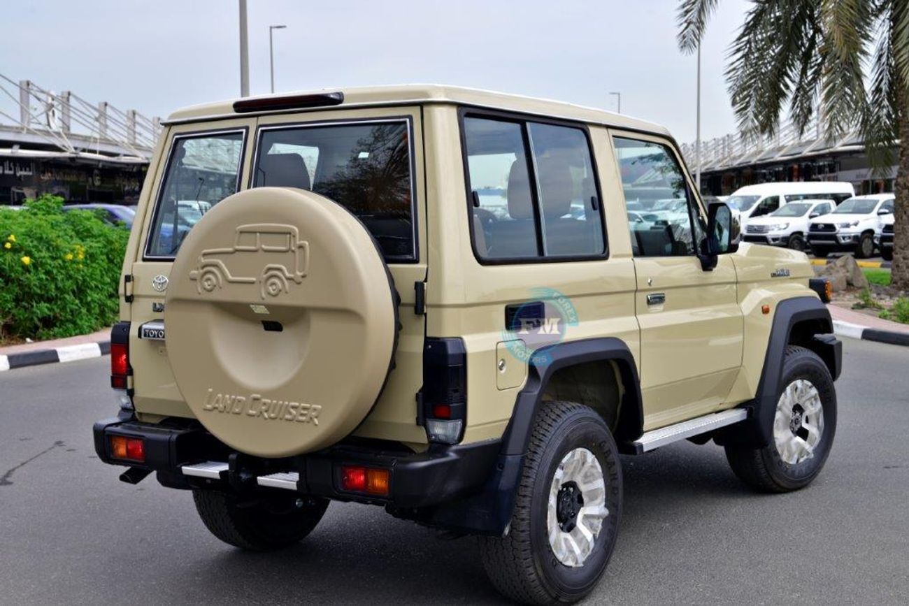 Toyota Land Cruiser 70 71 Short Wheel Base SDLX 2.8L Diesel 4WD Automatic