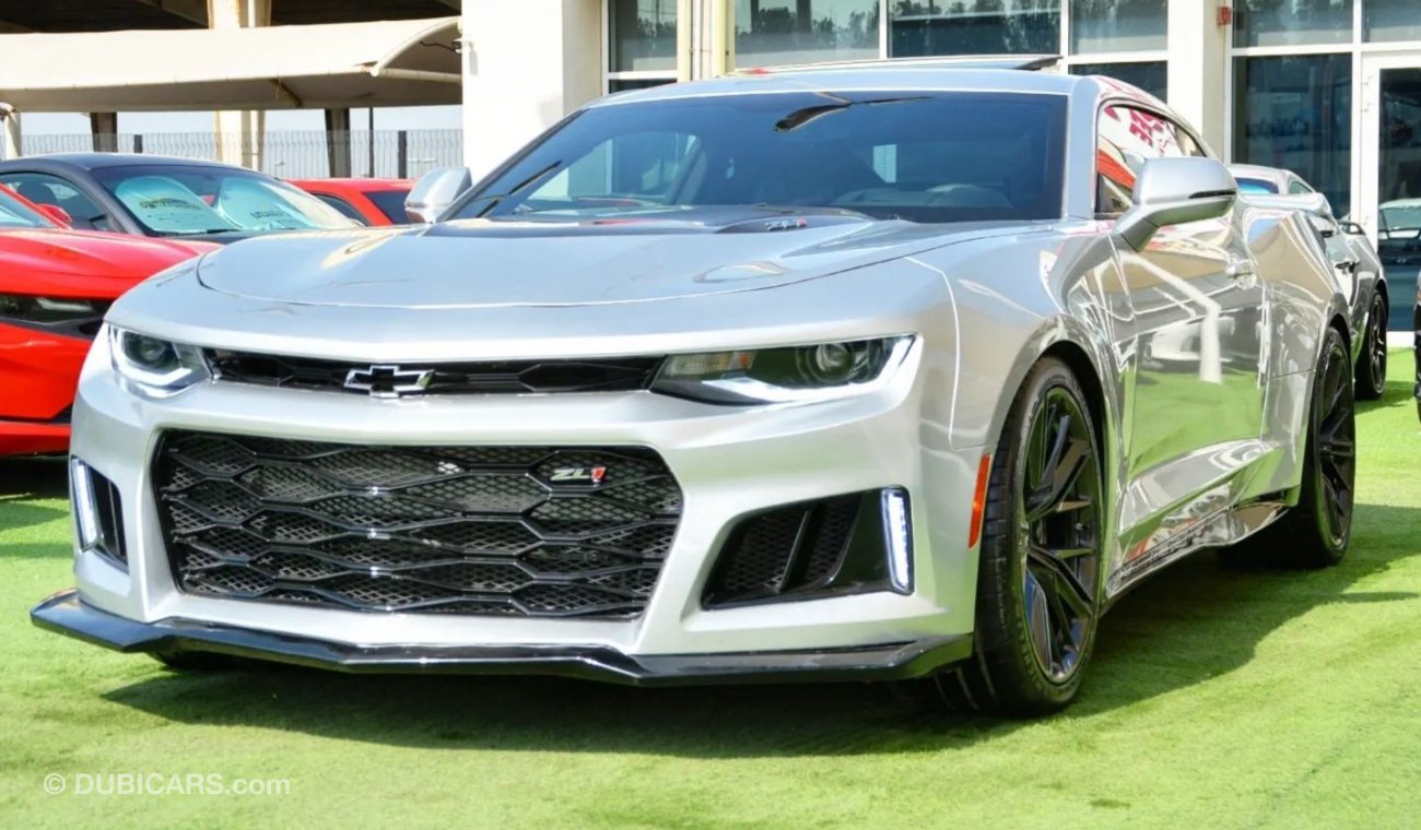 شيفروليه كامارو SOLD!!!!!GCC Camaro ZL1 Supercharged V8 6.2L 2018/ FullOption/ Very Good Condition