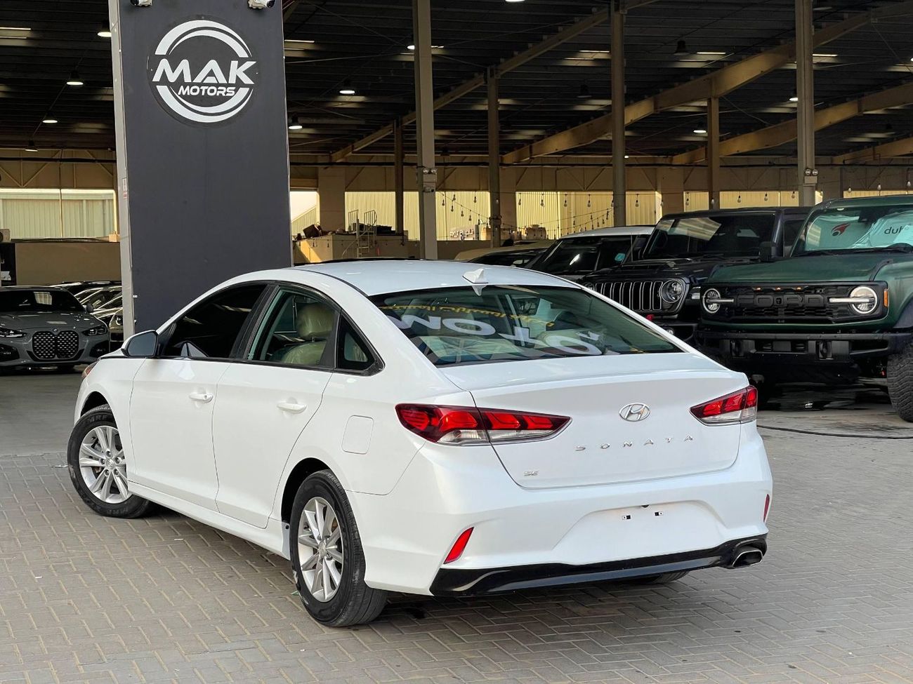 هيونداي سوناتا محرك V4 سعة 2.5 لتر / ممشى منخفض / شاشة كبيرة / نظام تشغيل أندرويد أوتو / بحالة ممتازة