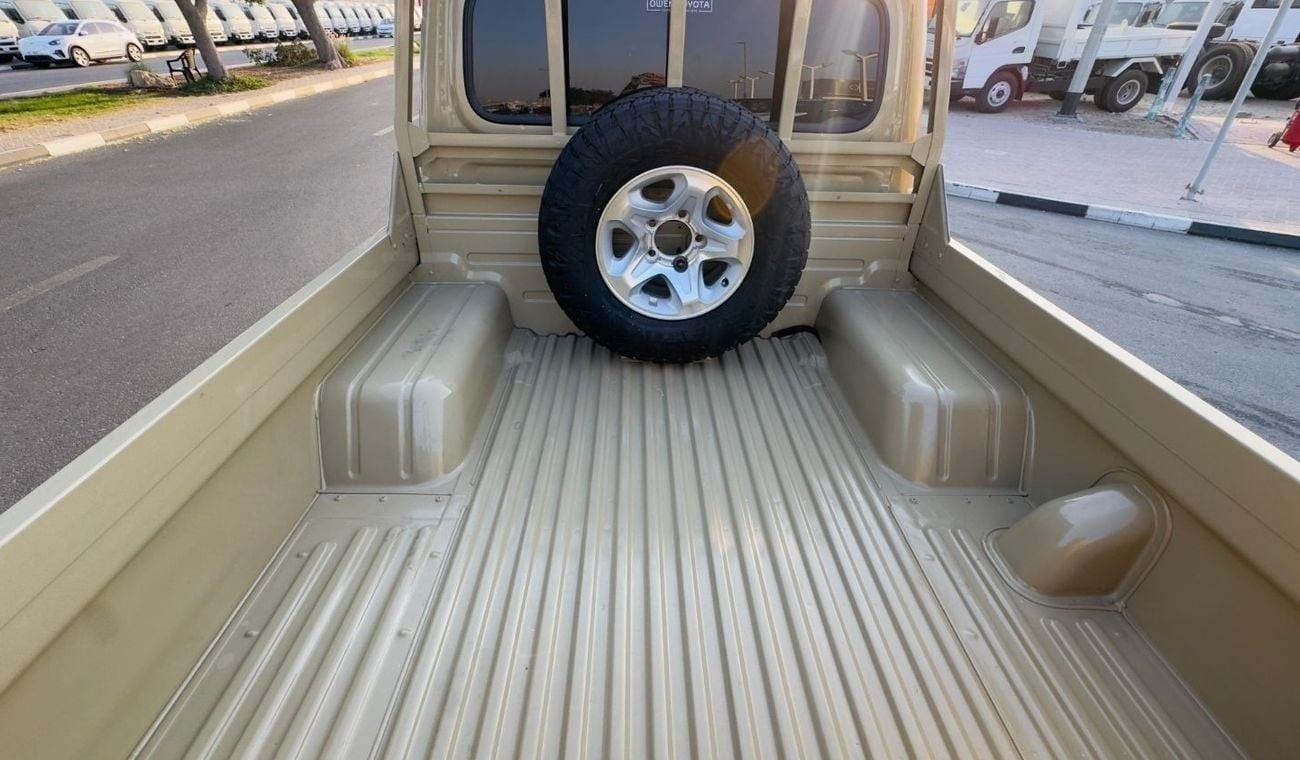 Toyota Land Cruiser Pick Up DOUBLE CABIN | 4.5L DIESEL ENGINE | MANUAL TRANSMISSION | RHD | AIR SNORKEL