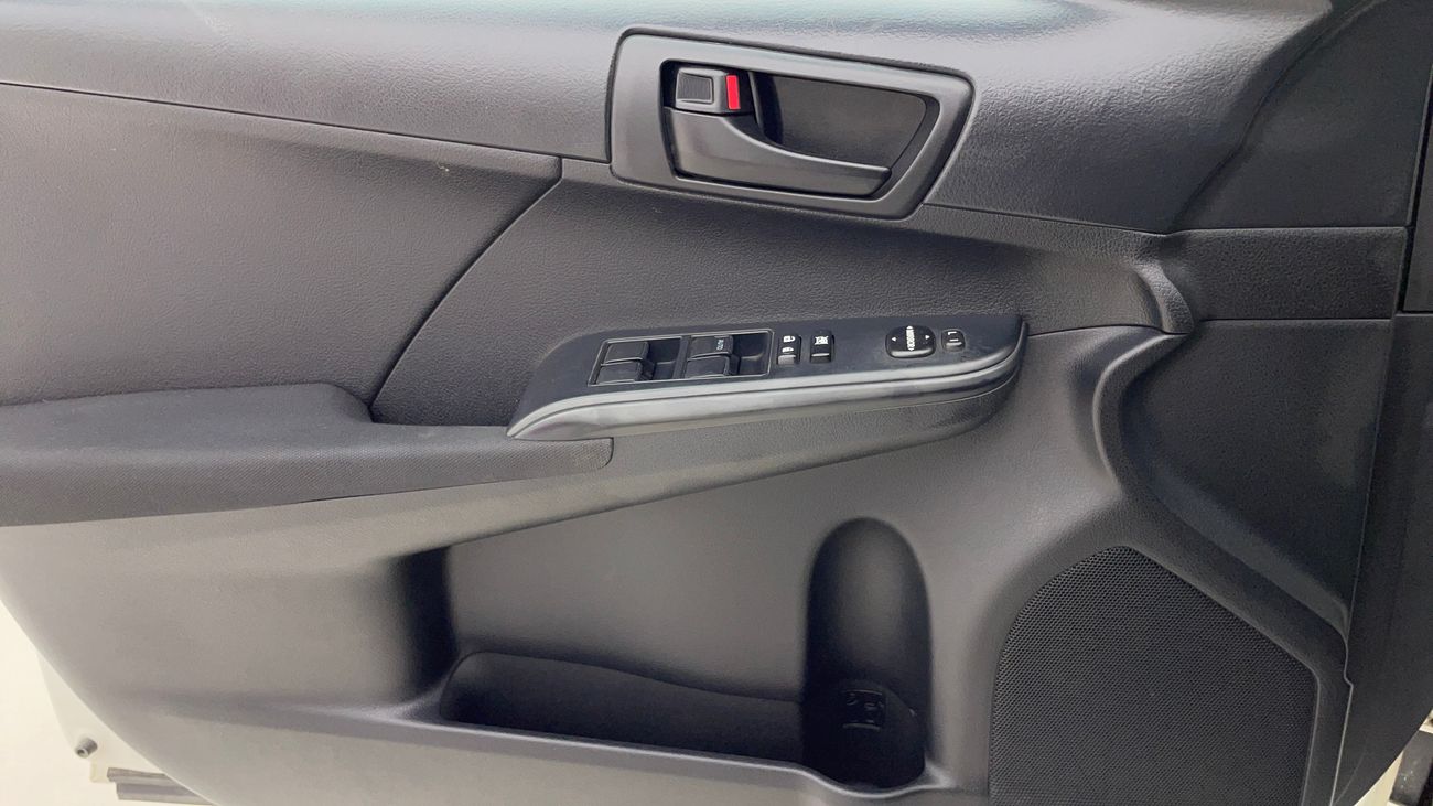 تويوتا كامري S 2.5 | بدون دفعة مقدمة | اختبار القيادة في المنزل