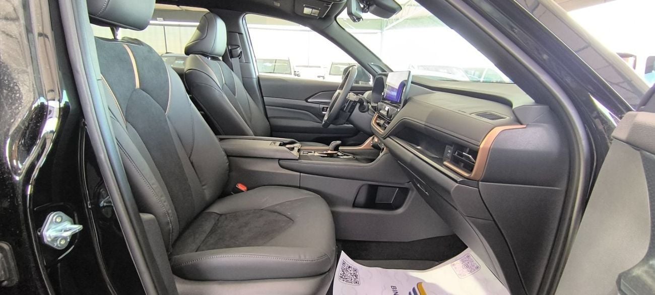 Toyota Grand Highlander PLATINUM HYBRID