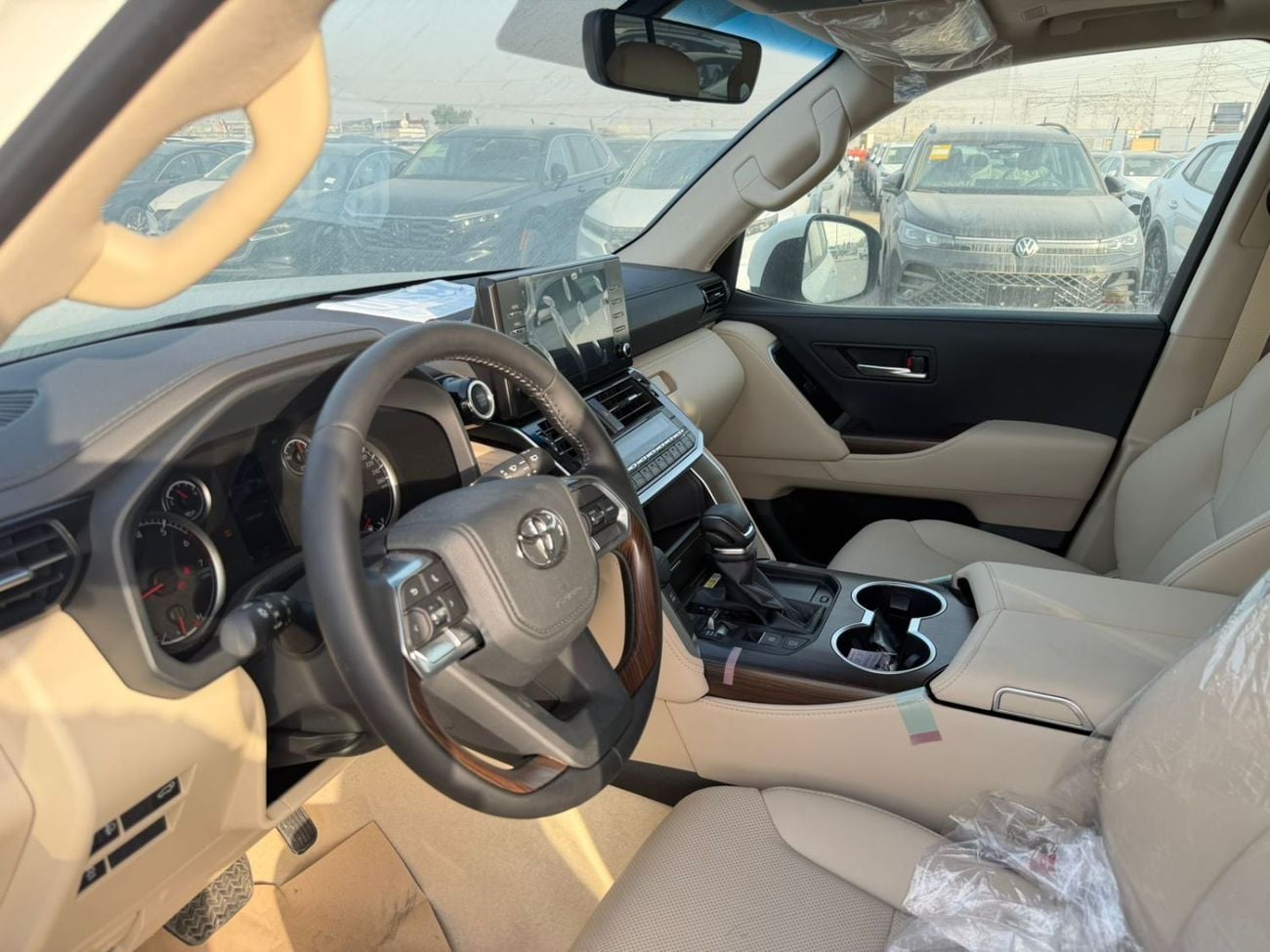 تويوتا لاند كروزر Toyota Land Cruiser GXR 4.0 2025 Full with sunroof