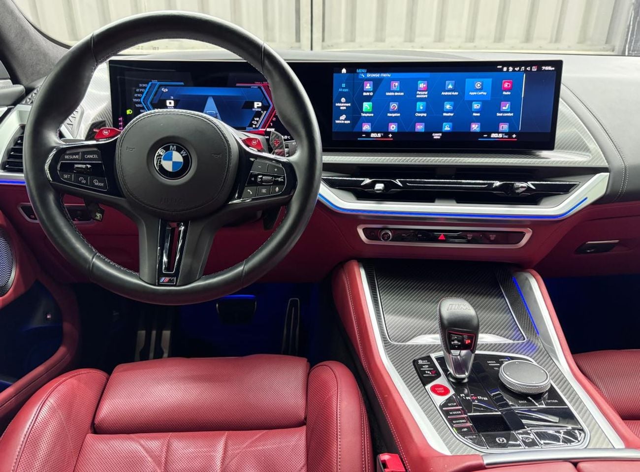 بي أم دبليو XM 4.4L, Twin Turbo V8 +Electric motor,653Hp,8-Speed Automatic ,AWD