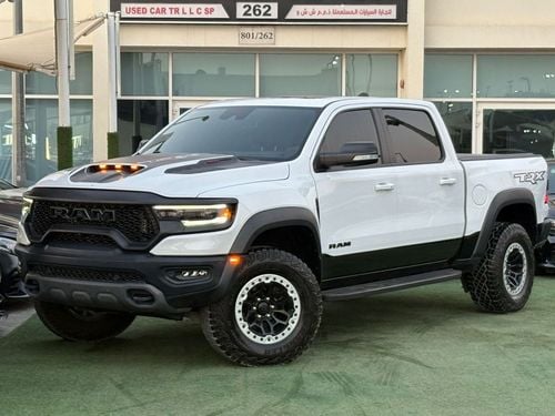 RAM 1500 TRX DODGE RAM TRX 6.2 L supercharged GCC 2022 Service History ( Under Warranty Oriainal Paint 707hp Full