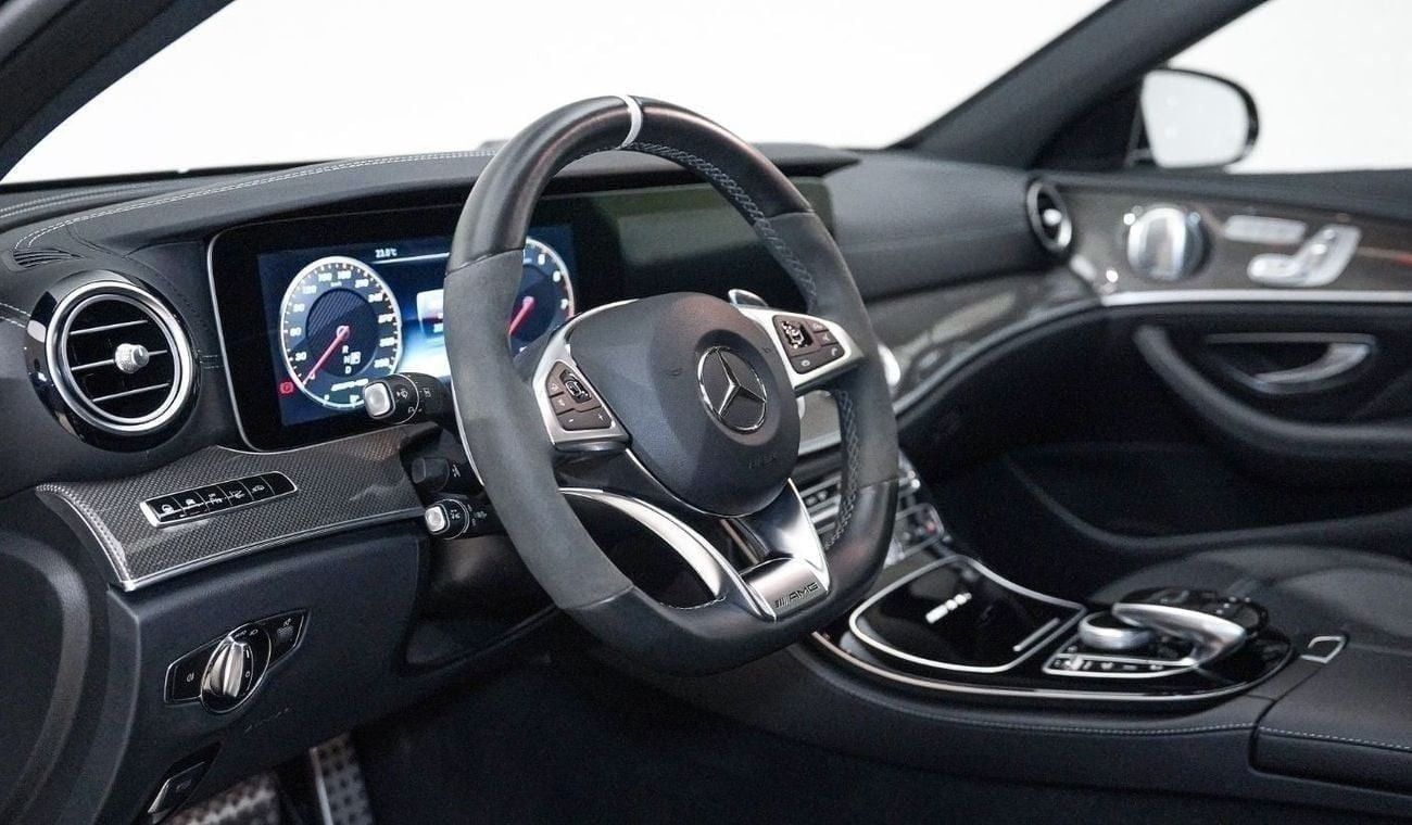 مرسيدس بنز E 63 S AMG - AED 6,371 P/M - 2 Years Warranty