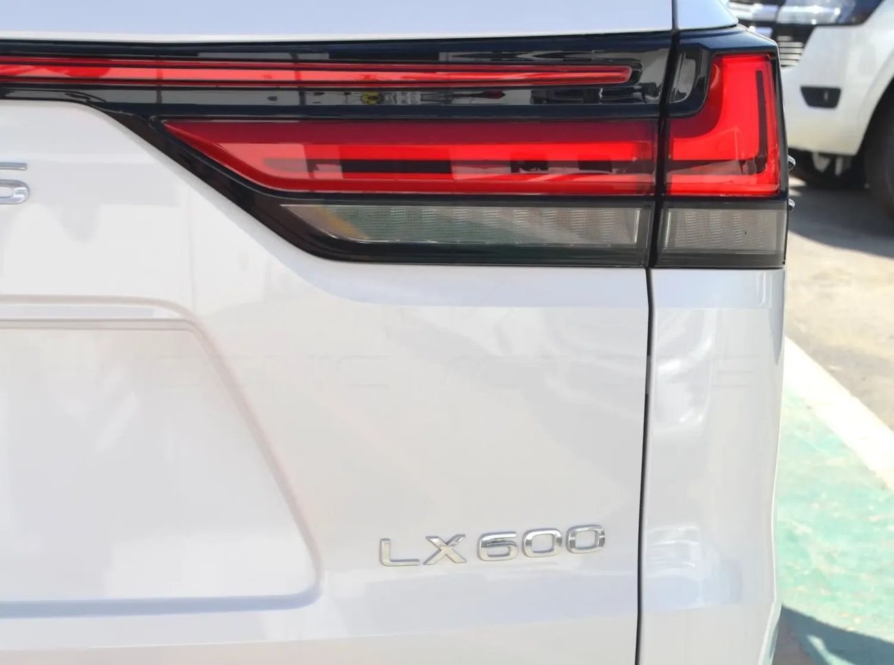 لكزس LX 600 Signature 3.5L