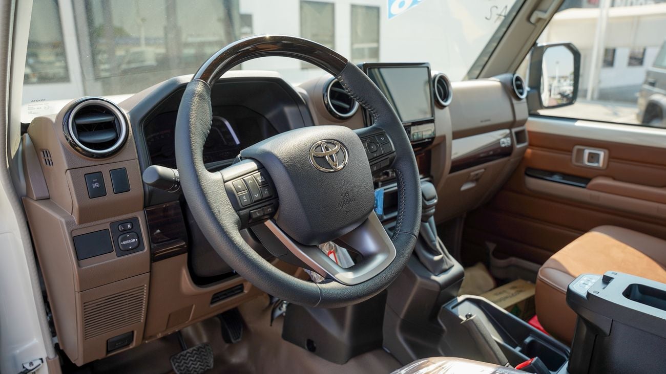 Toyota Land Cruiser Pick Up