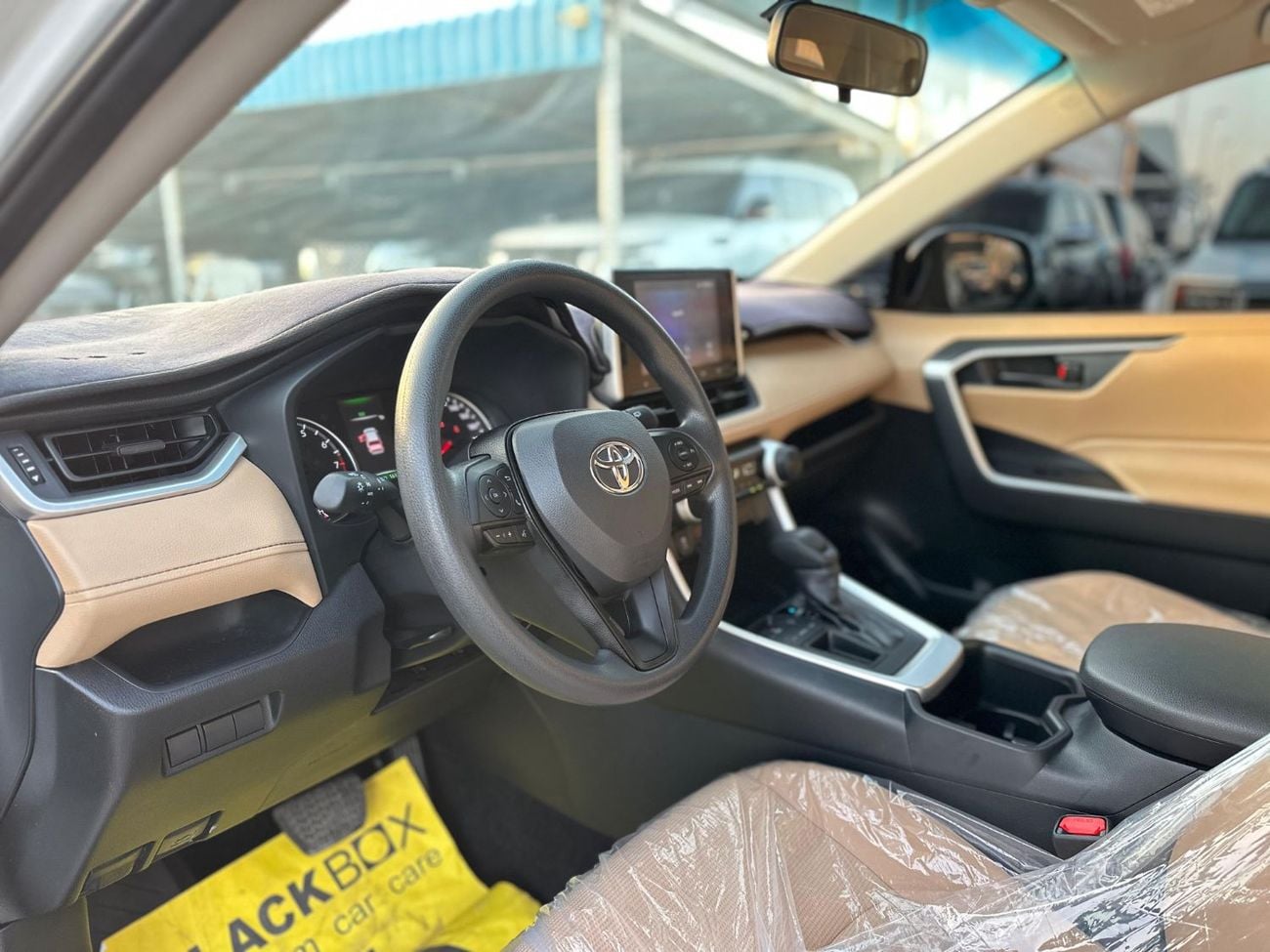 Toyota RAV4 LE