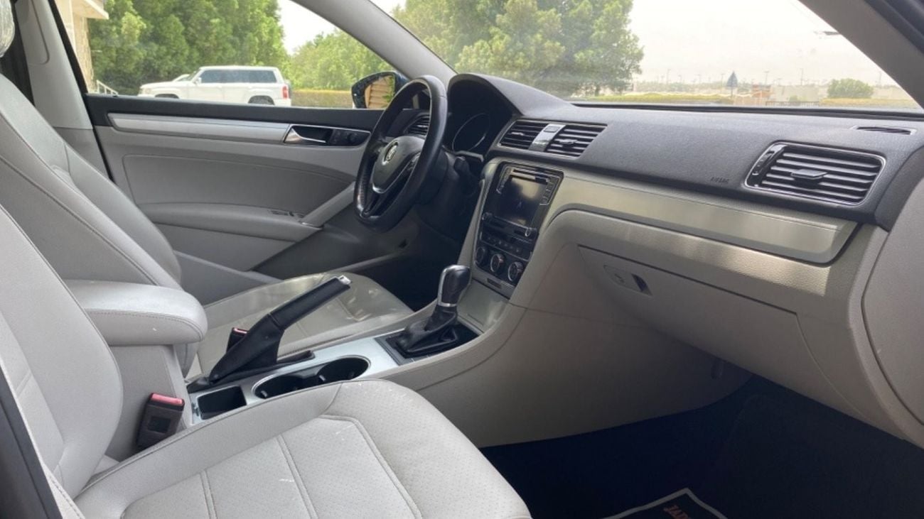 فولكس واجن باسات SEL