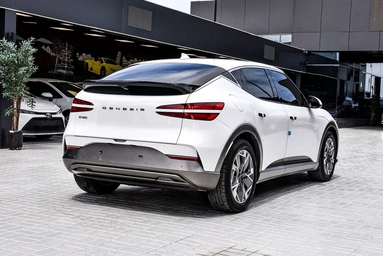 جينيسس GV60 Electric | Korean Specs | Clean Title | 26K KM | White | جينسس كهرباء وا