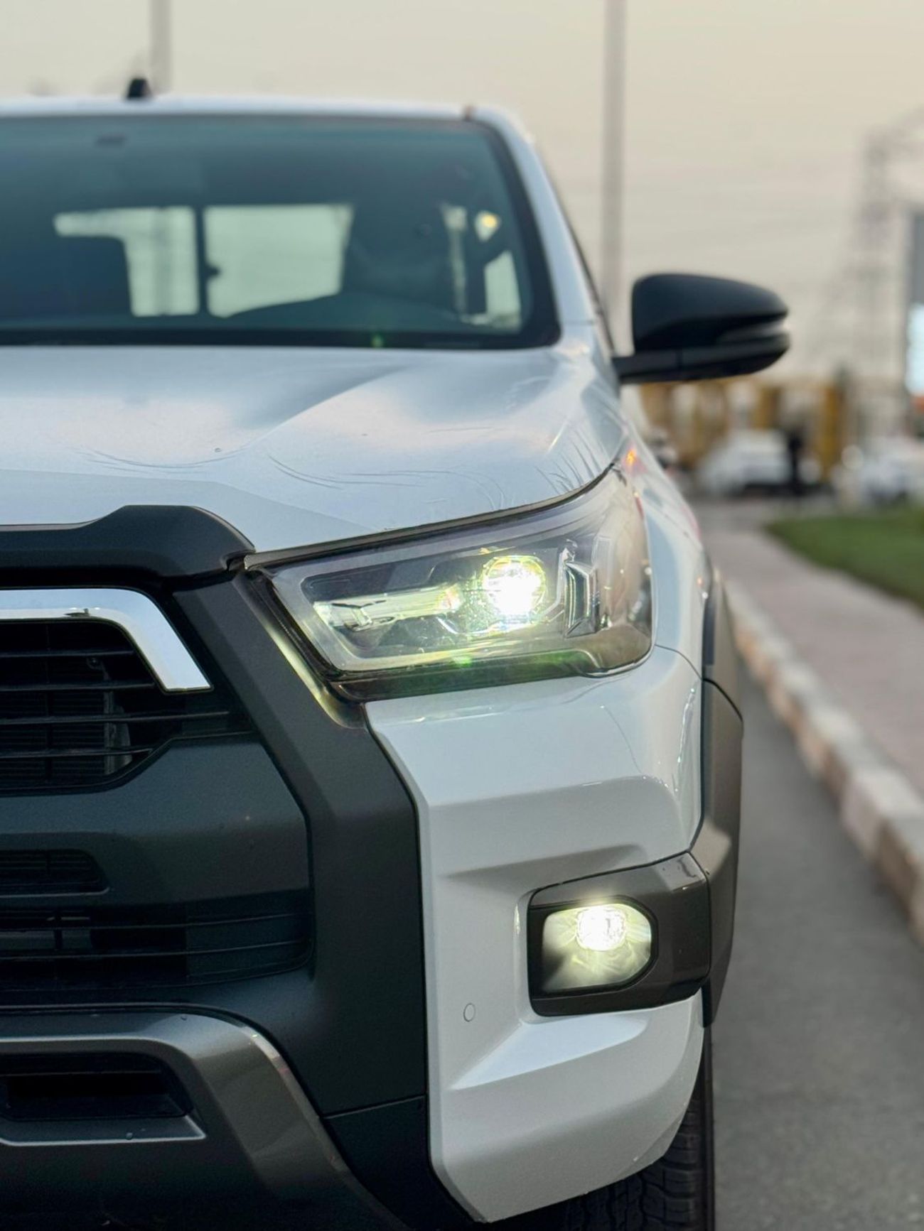 تويوتا هيلوكس Adventure 4.0L