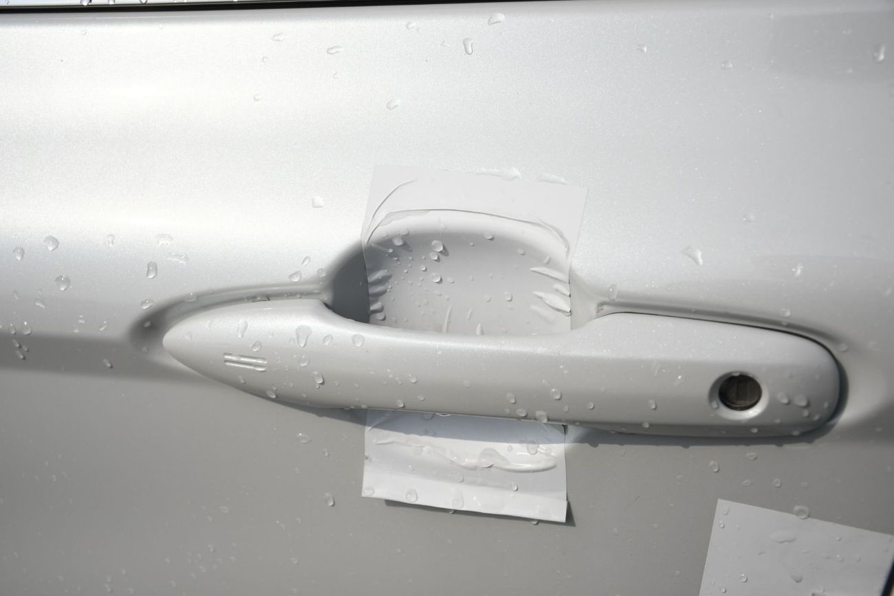 تويوتا كامري 2.5L LE HEV With Panoramic (Ready Stock)