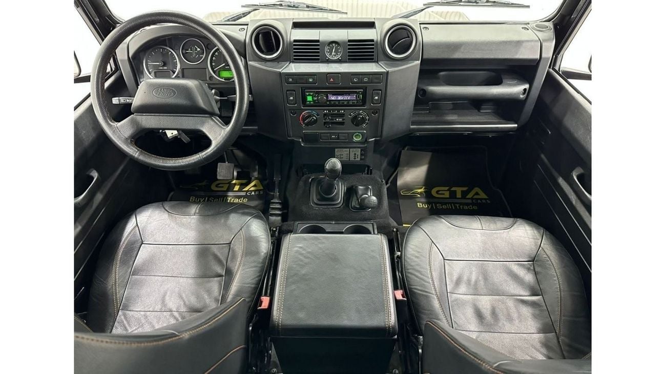 Land Rover Defender 2013 Land Rover Defender 110SX LXV Manual Transmission, Full Service History, GCC