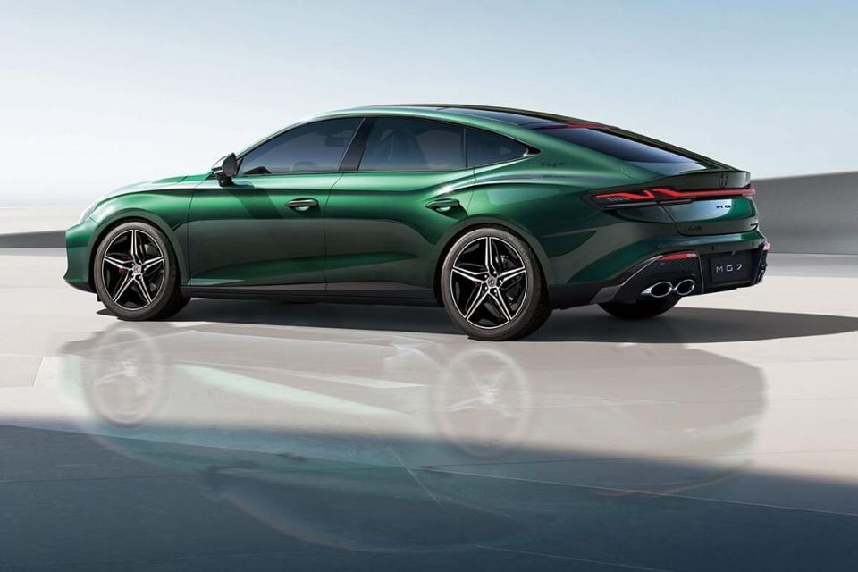 أم جي 7 exterior - Rear Side