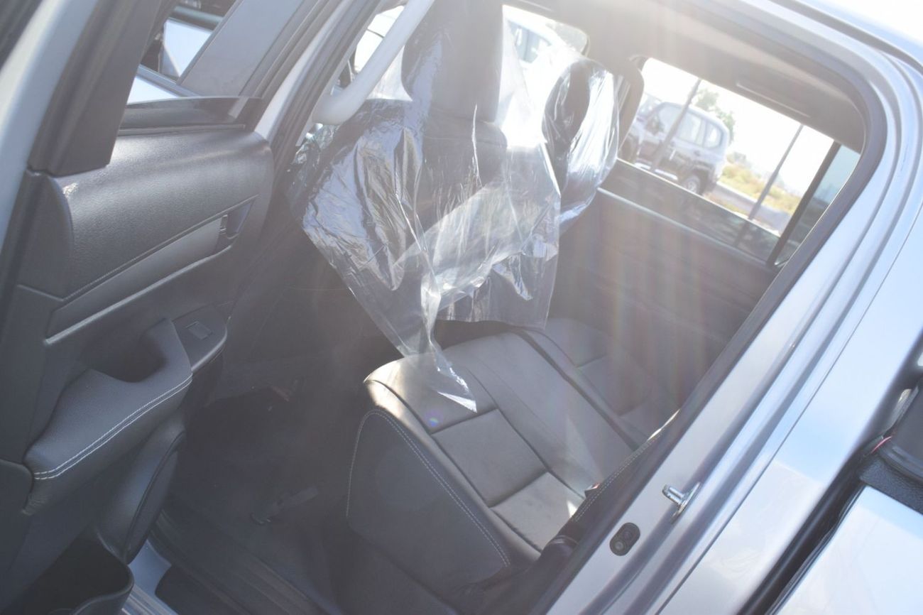 تويوتا هيلوكس Toyota Hilux Mid Option RHD Diesel Engine