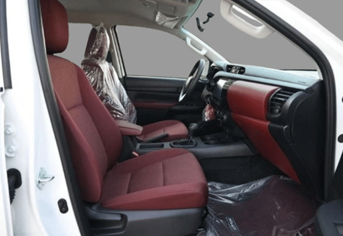 Toyota Hilux ECTMQM000 - 2025 Toyota Hilux Double Cab – DLXG - 2.7L Petrol Auto 4wd – White w Red Interior