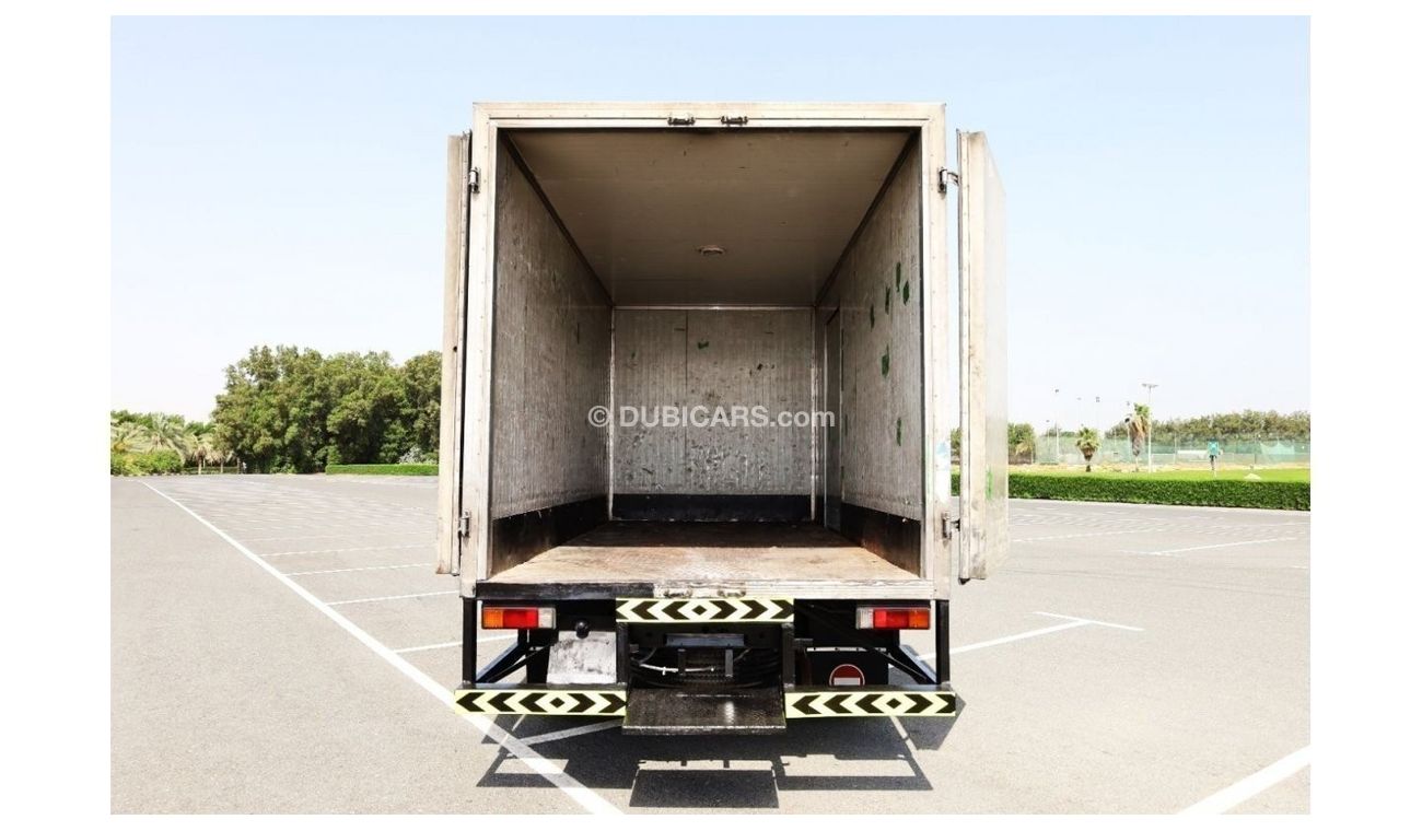 ميتسوبيشي فوسو كانتير SUMMER OFFER | 2016 | Mitsubishi Canter - Insulated Box | Diesel | GCC Specs | Excellent Cond