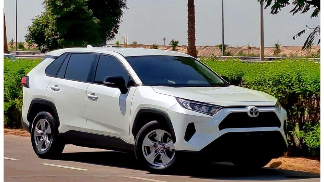 Toyota RAV4 EX 2022 2.5L GCC (1390/-MONTHLY)