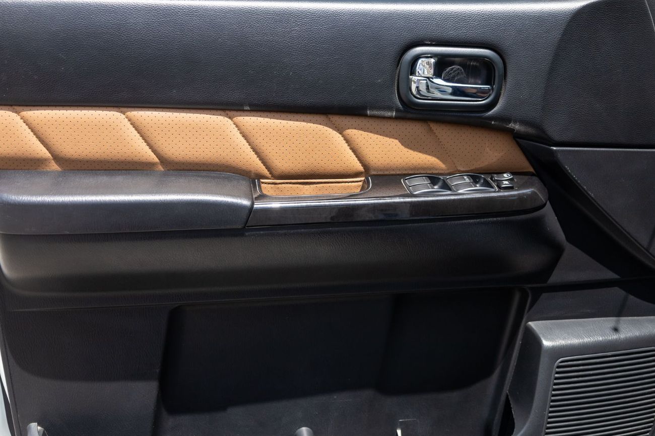 Nissan Patrol Safari Super Safari 4.8L M/T