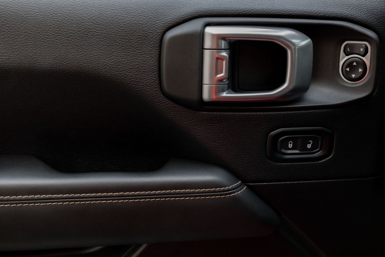 Jeep Wrangler Wrangler Unlimited | 3,320 P.M | 0% Downpayment | Sahara Unlimited | Leather | Full Jeep Warranty Un