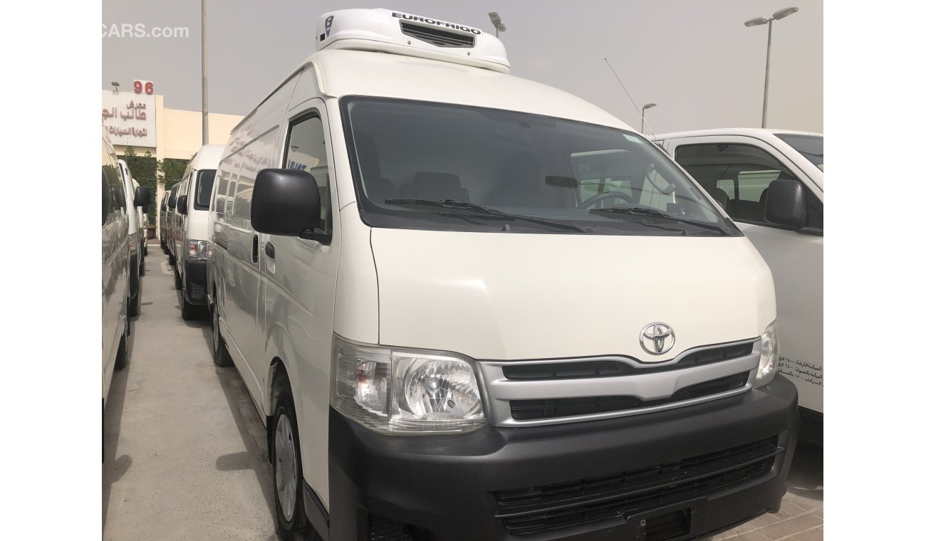 تويوتا هاياس Toyota Hiace Highroof Fzr,model:2012. Accident free with low mileage