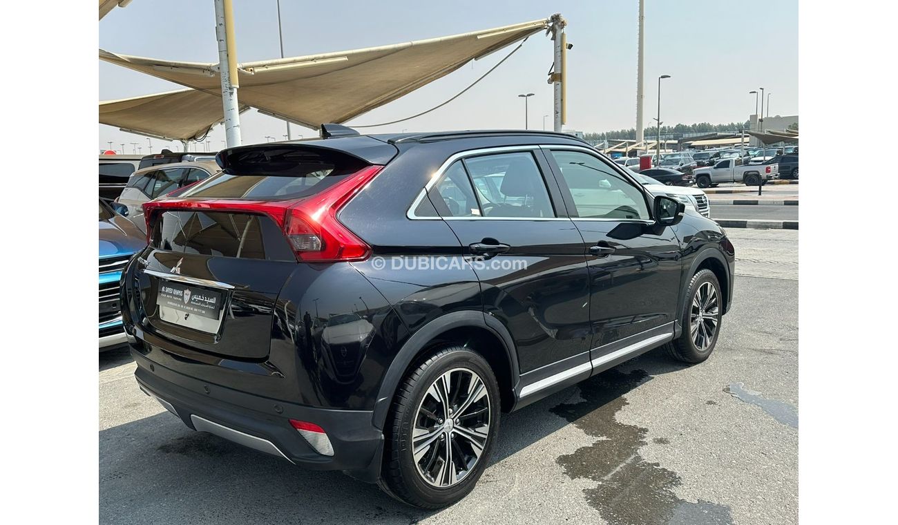 Mitsubishi Eclipse Cross GLS Mid ACCIDENTS FREE - GCC - FULL - 1500 CC +TURBO - PERFECT CONDITION INSIDE OUT