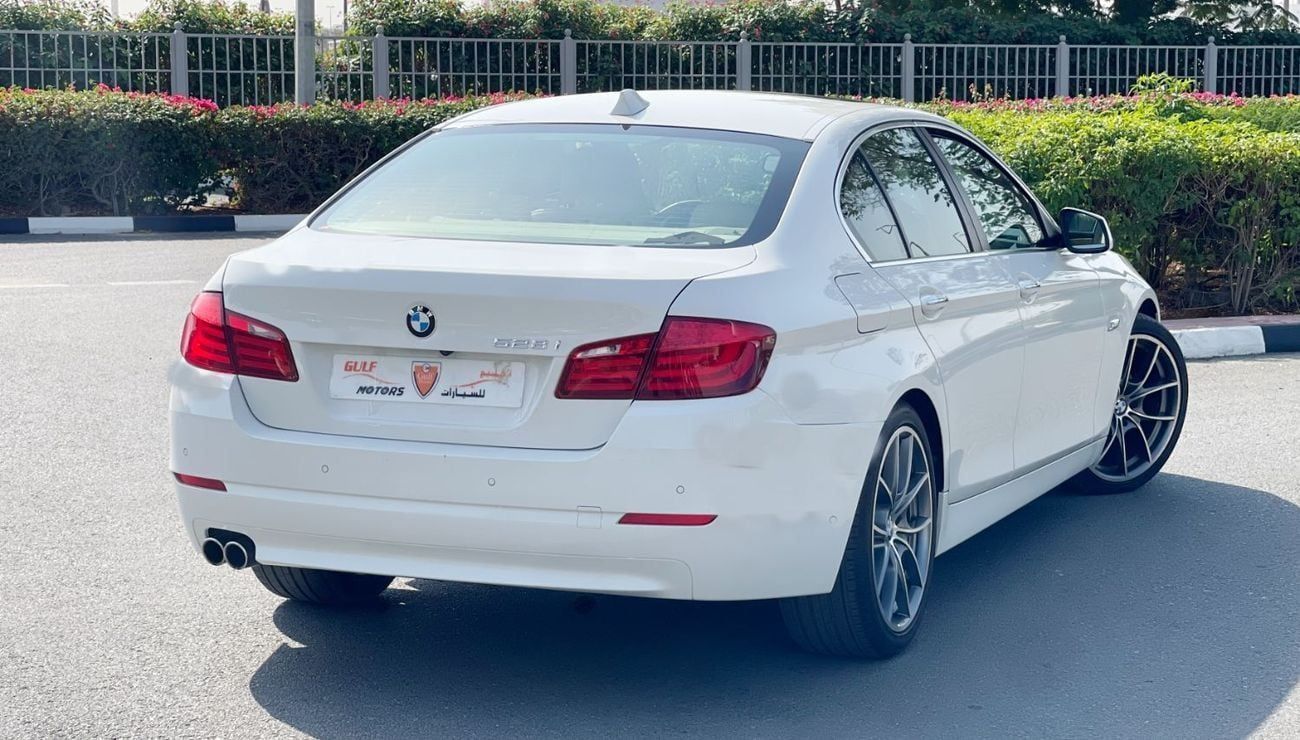 بي أم دبليو 528i 3L-6CYL 240HP JAPANESE SPECIFICATION