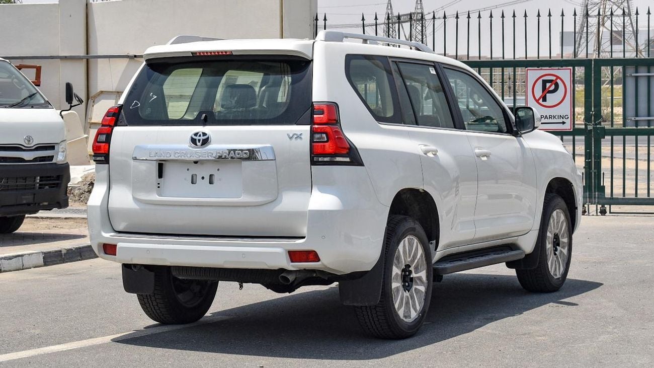 تويوتا برادو TOYOTA PRADO VX - MODEL 2023