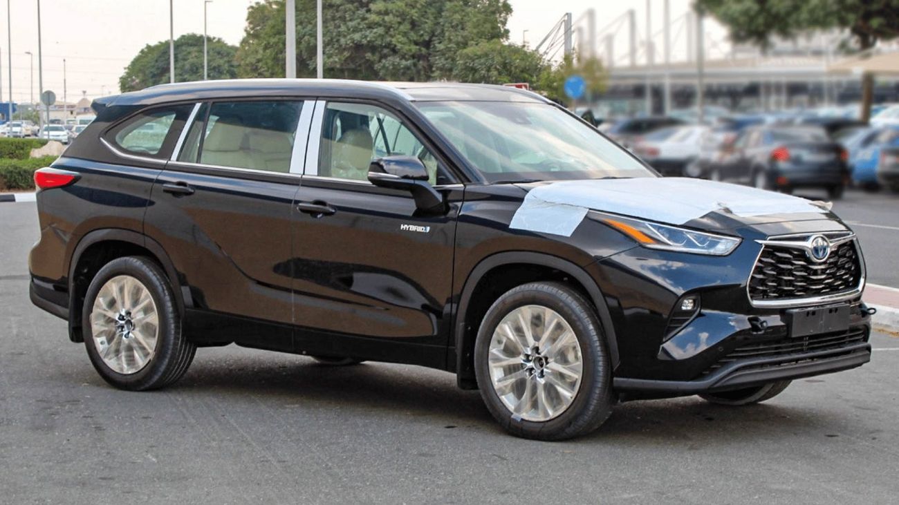 New TOYOTA HIGHLANDER 2.5L HEV LTD-V AT 2024 for sale in Dubai - 759959