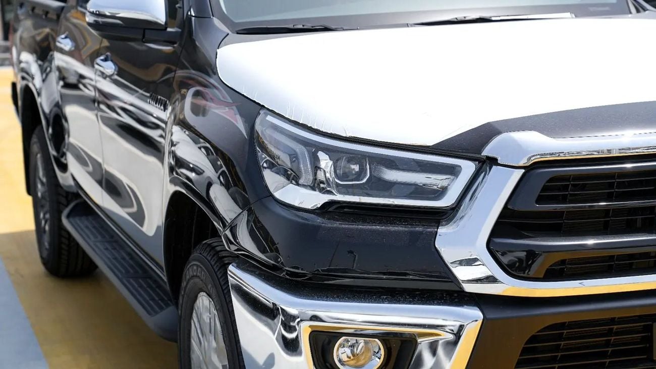 تويوتا هيلوكس SR5 (NON GCC) Brand Double Cab GLX 2.7 SR5 - GCC Specs