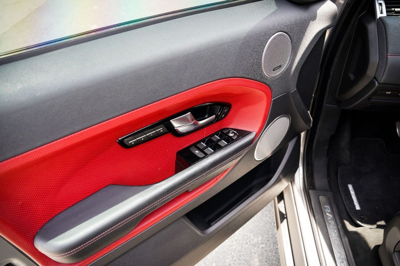 Land Rover Range Rover Evoque HSE Dynamic 2.0L (5 Door)