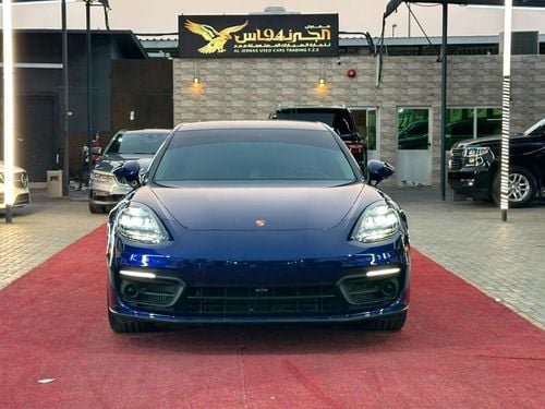 Porsche Panamera 4