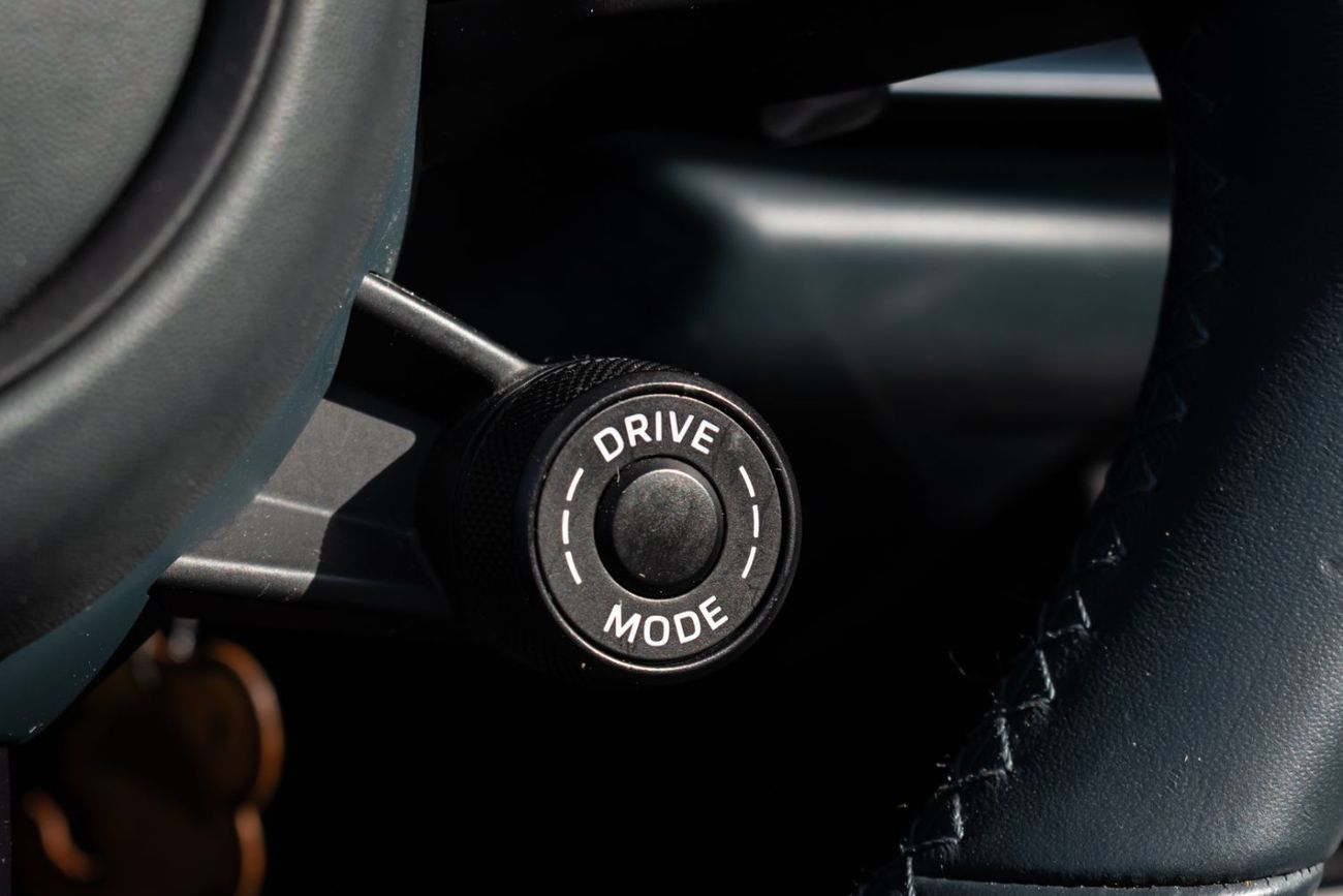 بورش 911 Turbo S 3.8L (640 HP) Convertible