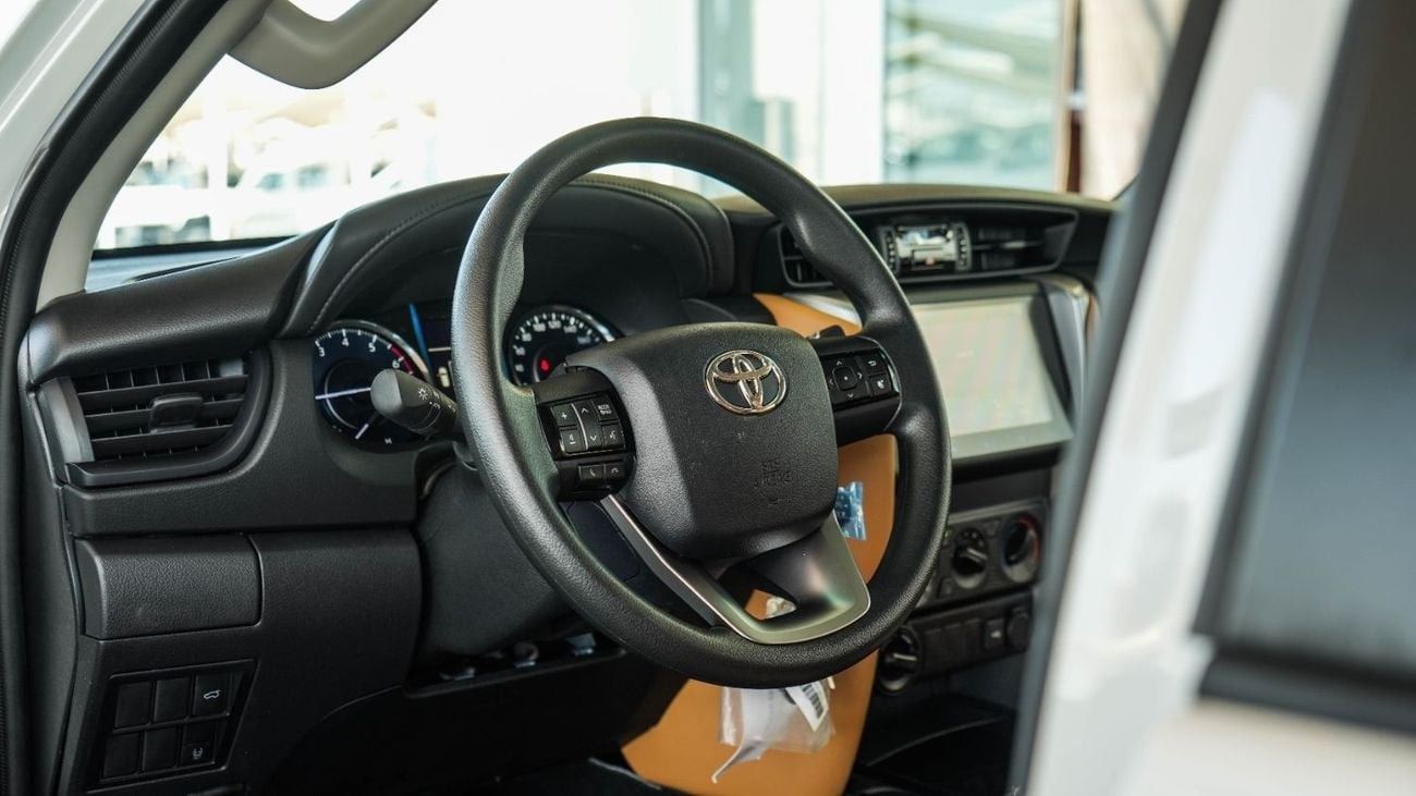 Toyota Fortuner Mid Option | 2.7L | V4 | 2024
