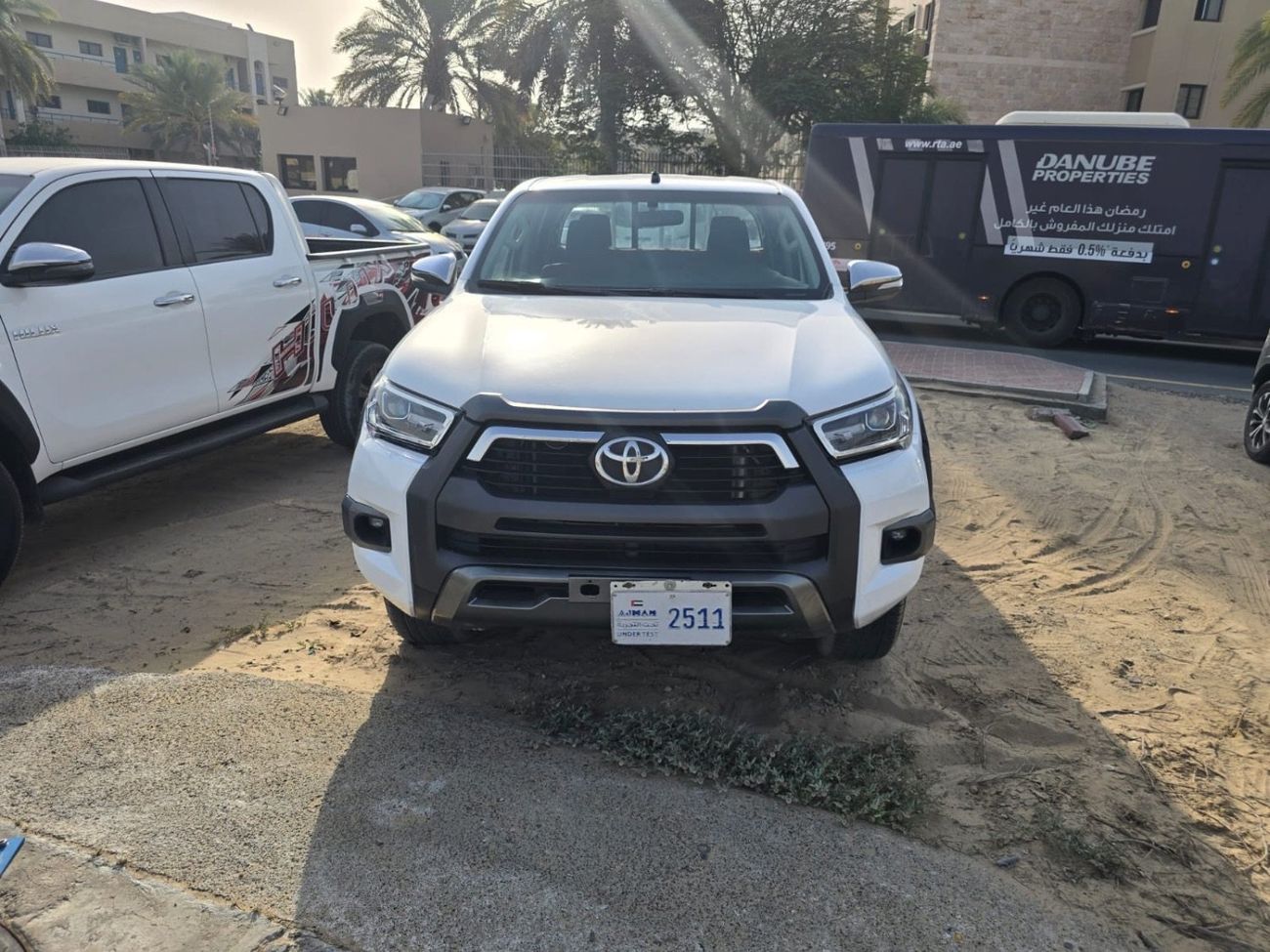 تويوتا هيلوكس GLX 2.7L Double Cab Utility A/T