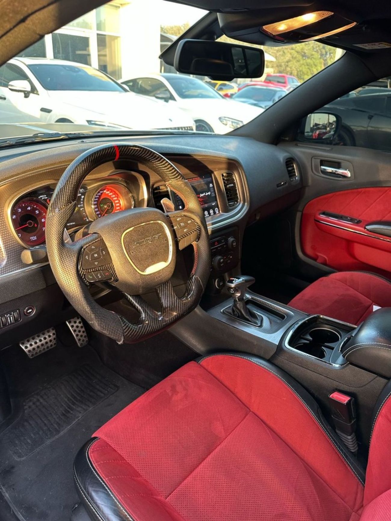 Dodge Charger SRT Hellcat 6.2L (717 HP)