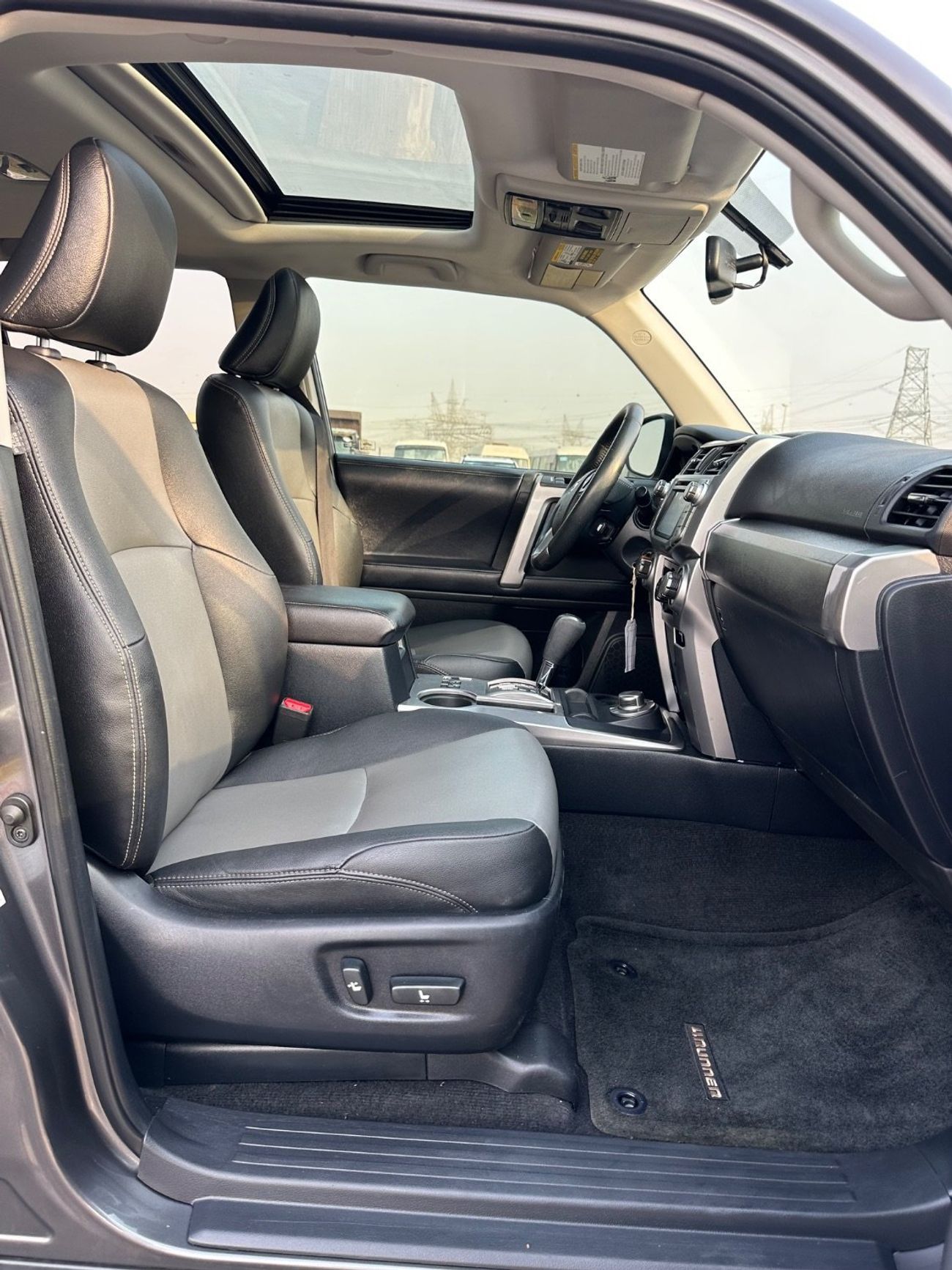 Toyota 4Runner SR5 premium 4WD 2019