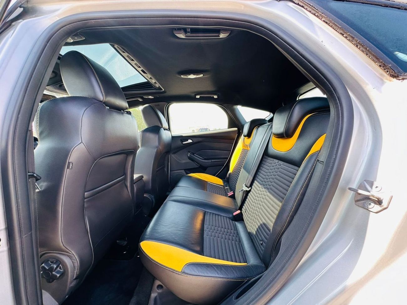 Ford Focus AED 860PM | FULL AGENCY MAINTAINED | FORD FOCUS ST | FULL OPTION | | 0 DP | GCC | MINT CONDITION