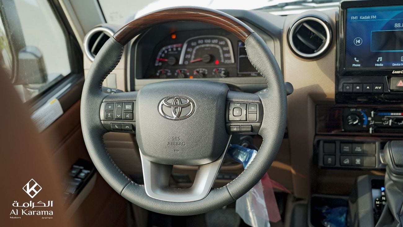 Toyota Land Cruiser Pick Up LX 2.8L Diesel -  4x4 Automatic Transmission - Full Option Pick with Diff Lock - Cruise Control - Rear