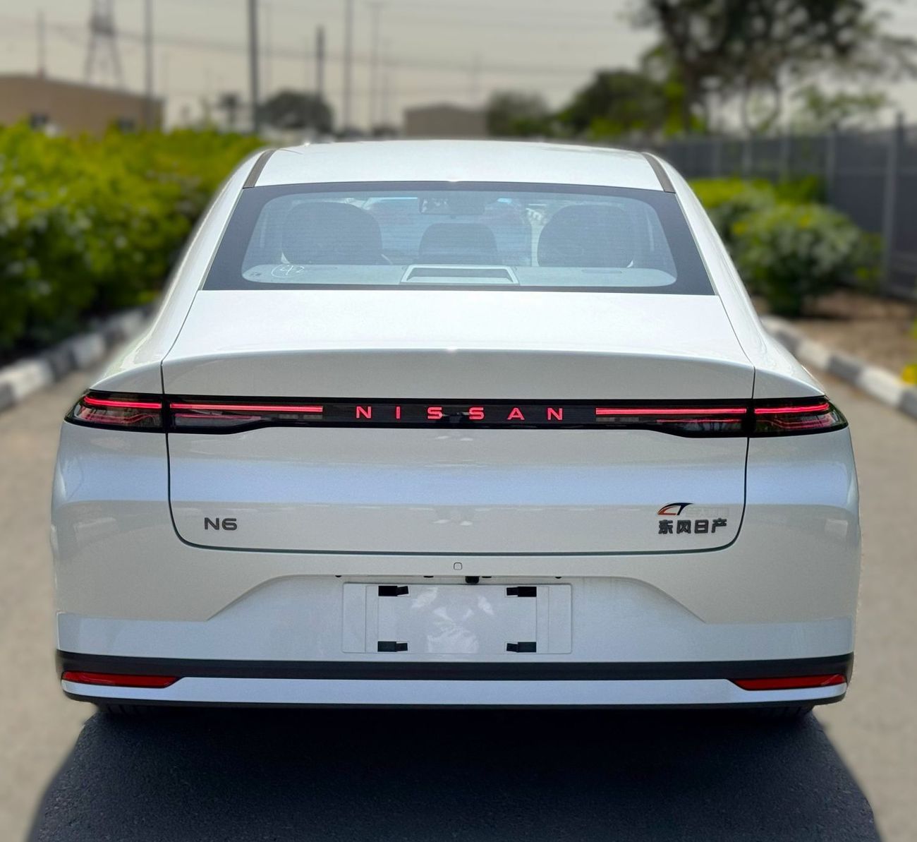 نيسان N6 Nissan N6 180 Max 2025 – Plug-in Hybrid
