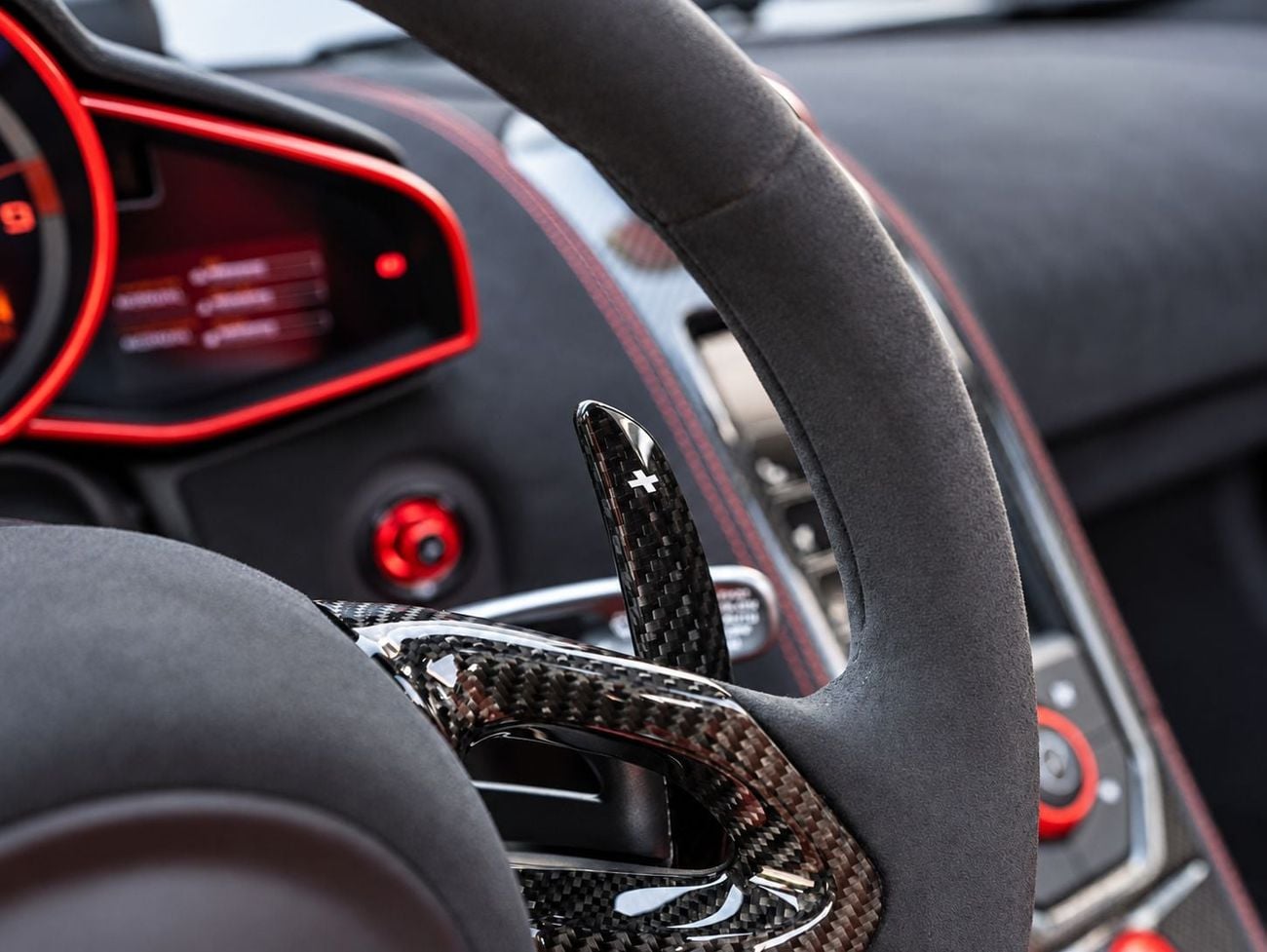 McLaren 675LT COUPE