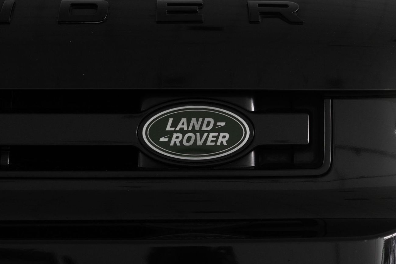 Land Rover Defender 110 SE P300 2.0L