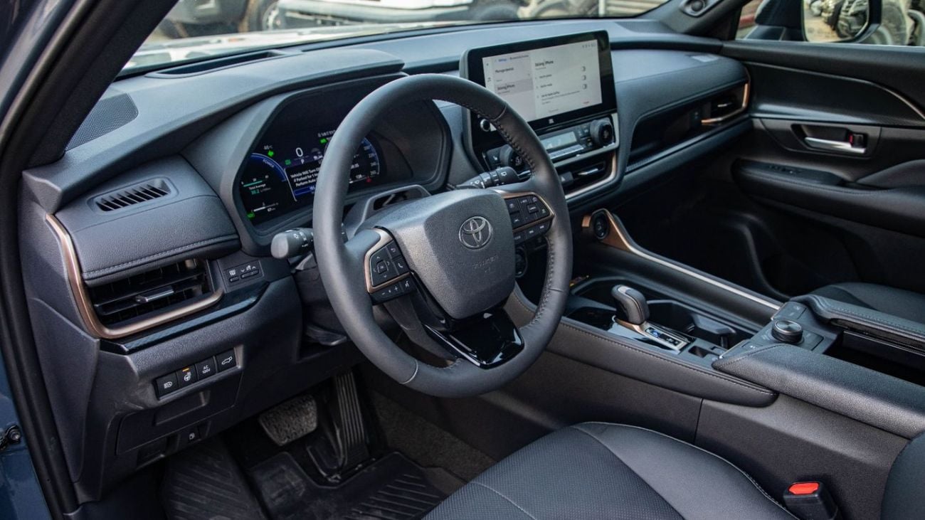 Toyota Grand Highlander PLATINUM 2026 | For Local Registration +10%